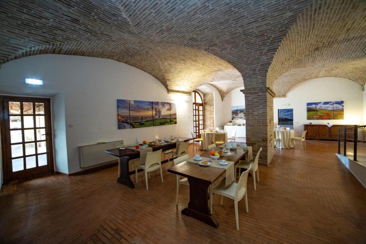 Il Monastero Di Bevagna Bed & Breakfast Dış mekan fotoğraf